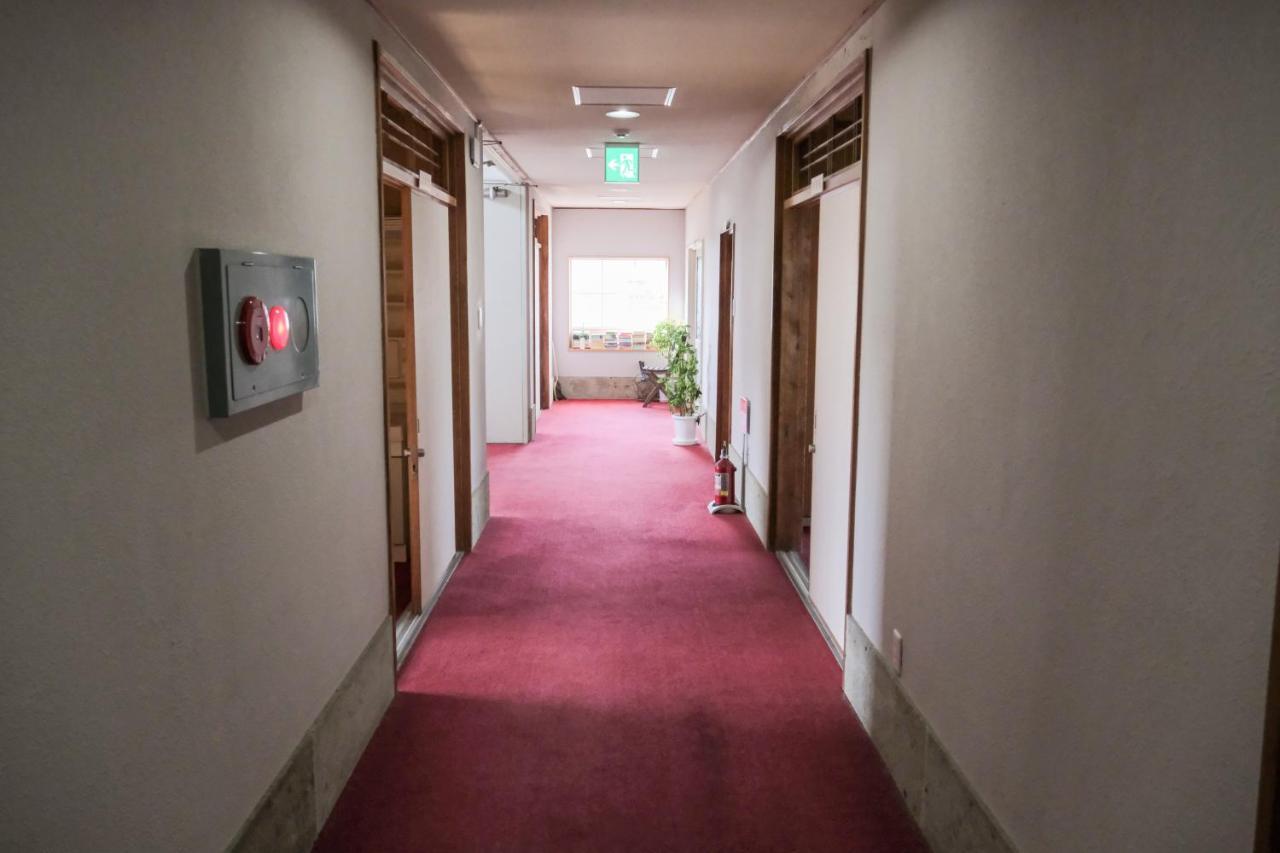 Hostel Oe Yoshinogawa Buitenkant foto